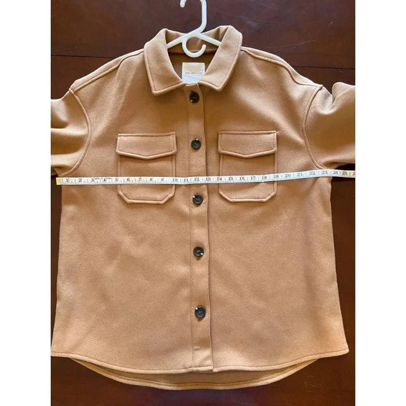 Avec Les Filles NWT Solid Shirt Tail Shacket in Cognac Size Large - Picture 10 of 11
